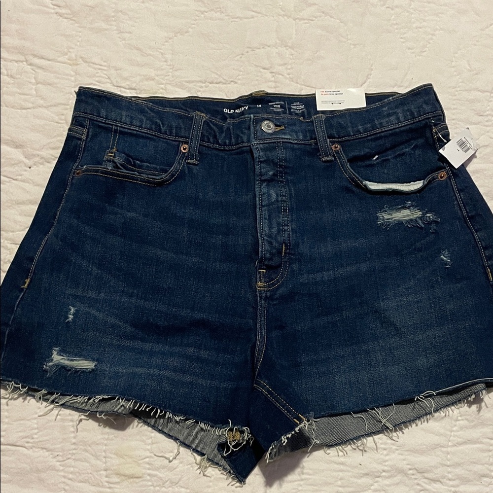 Old Navy Women's Dark Wash Jean Shorts. New with tags.